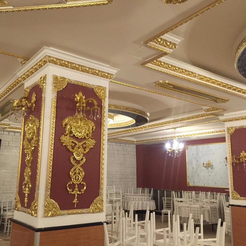 Decoratiuni din Poliuretan pentru Saloane Elegante si Pereti Clasici