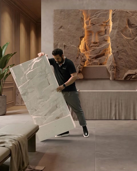 Panou cu aspect de piatră instalat într-un interior elegant