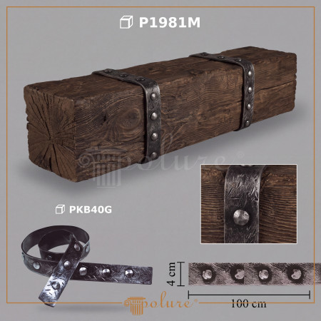 Dormitor rustic la mansardă amenajat cu grinzi decorative din poliuretan, șemineu din piatră și corpuri de iluminat calde.