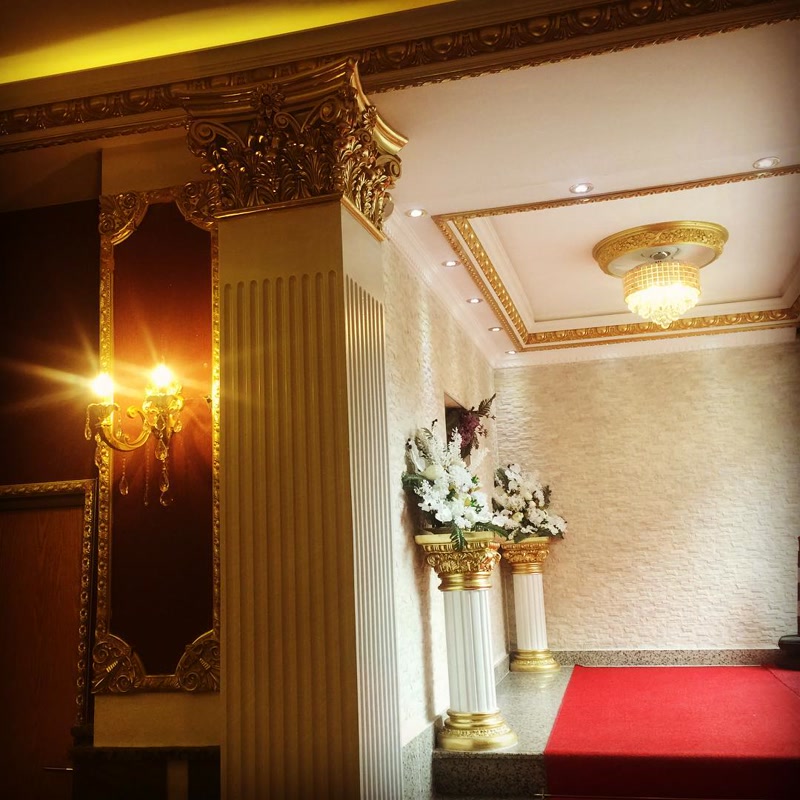 Profile și Baghete Perete  Baghete și profile decorative din poliuretan pentru casete pe perete: muchii nete, montaj cu adeziv, finisaj vopsibil. Idei și modele la Decoratiuni