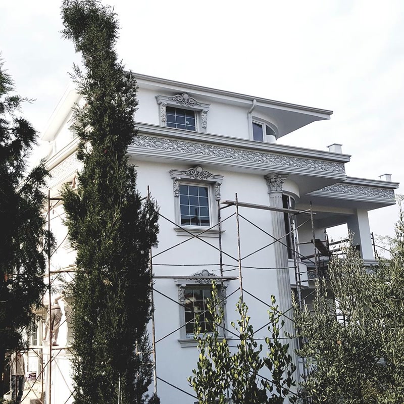Fatada Exterior Vila Clasica cu Elemente din Poliuretan