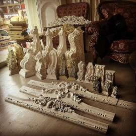 Models of polyurethane buttress crowns