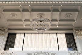 Beautify Balconies and Terraces with Villa Exterior Jamb Decorations