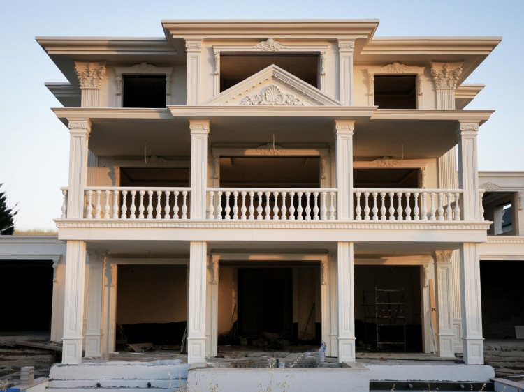 Modele exterioare vile si design exterior Acoperirile și decorațiunile pe care le puteți crea cu produsele și serviciile de placare a fațadei vilei reflectă gustul și bogăția dumneavoastră.