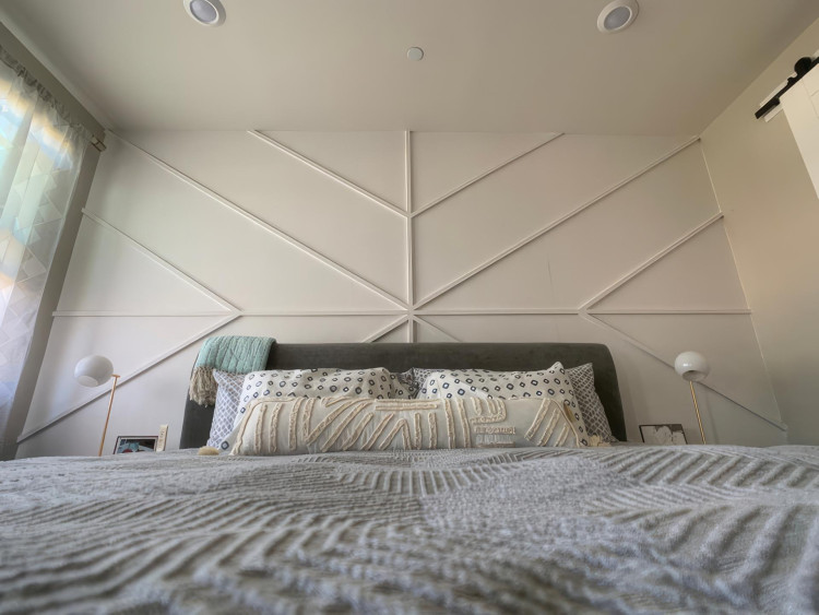 Bedroom wall lath sample application pictures On the subject of Wall Lath Models, a separate drawing can be made for each space by interior architects and can be applied In addition to making the drawings needed by the spaces, very creative works can be created by taking into account the preferences of the people. it becomes so flashy and remarkable. Therefore, one of the most important parts of this work is design.