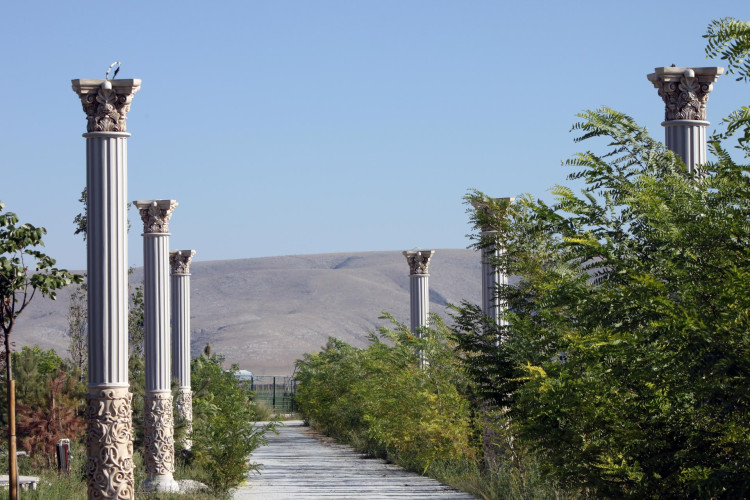 Design Plato de lapte poliuretanic Plato proiectează modele de decorațiuni de grădină cu coloane